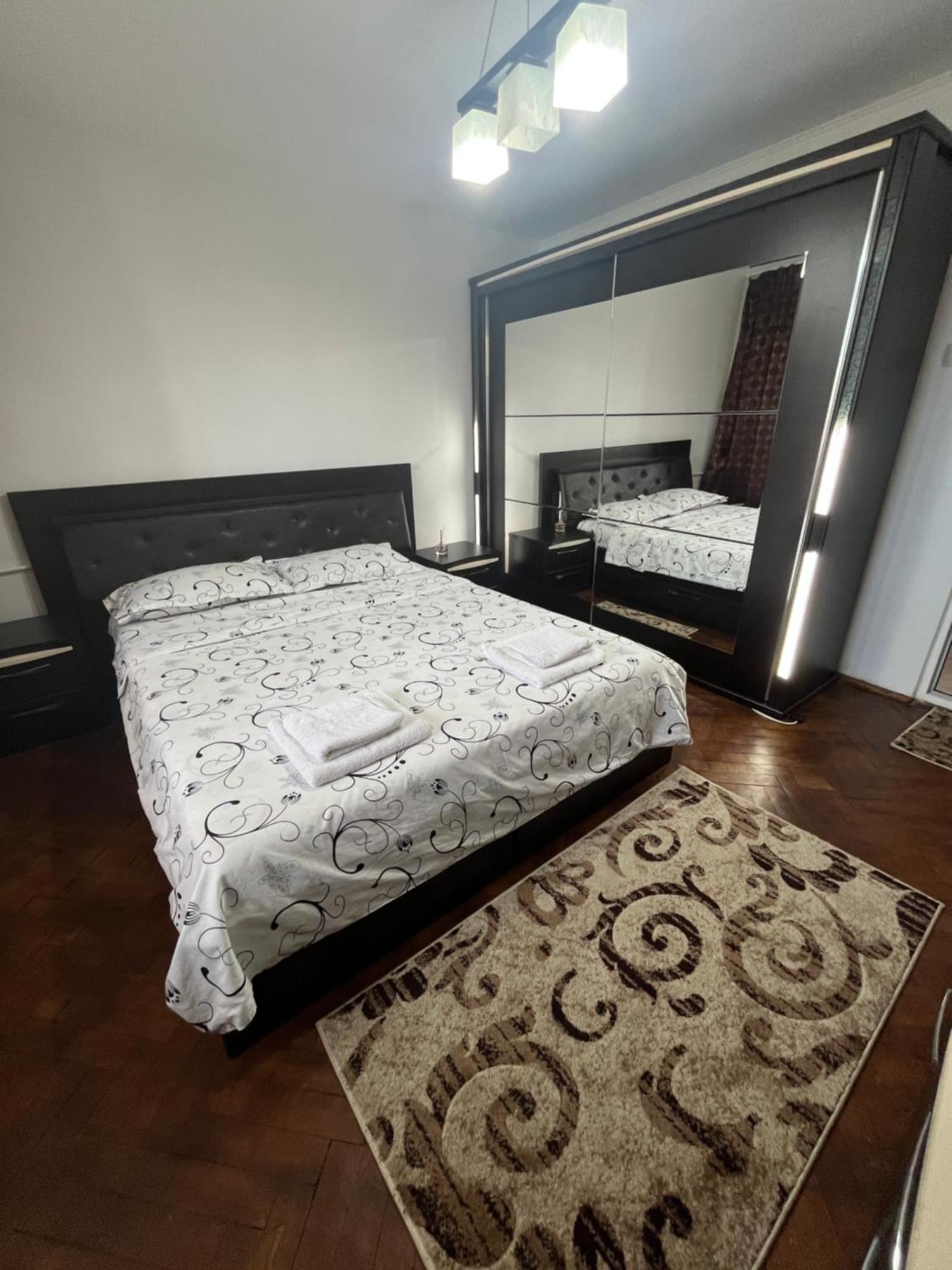 Concept Home Valcea Râmnicu Vâlcea Exteriör bild